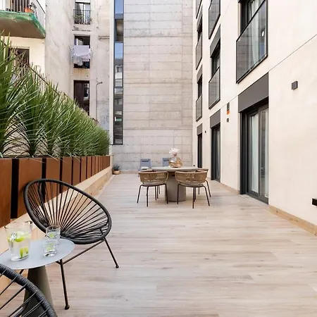 Luxury In Center Апартаменты