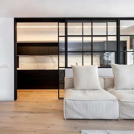 Luxury In Center Apartament