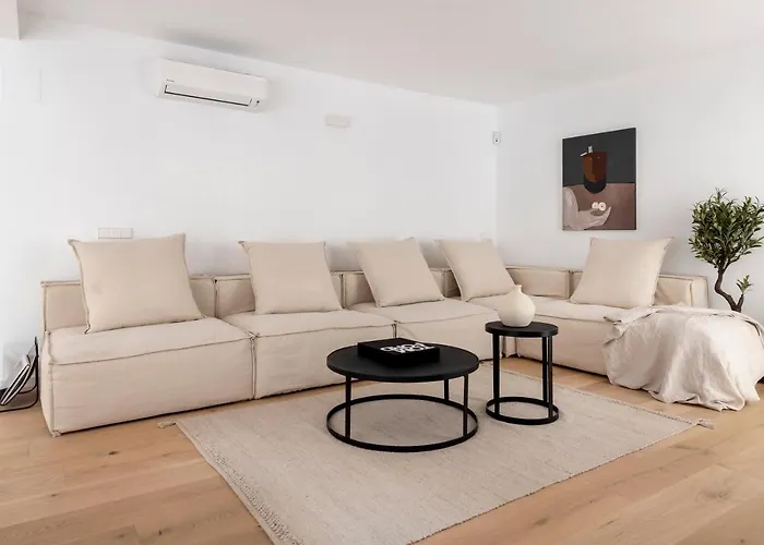 Luxury In Center