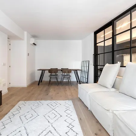 Luxury In Center Apartment Barcelona